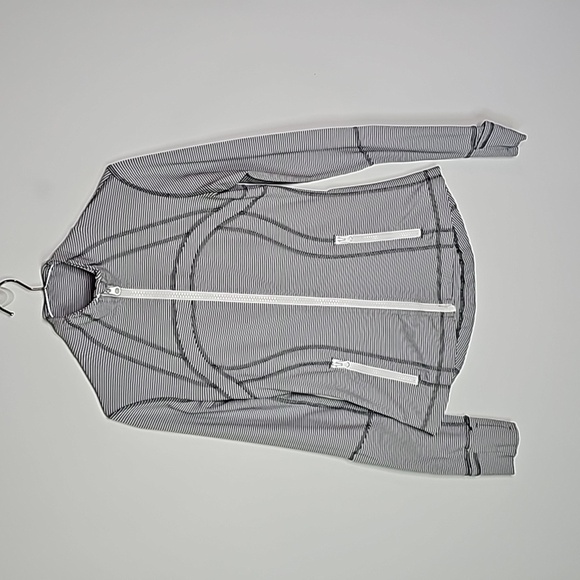 Lululemon size 4 silver and gray pinstriped zip up jacket - Picture 1 of 7